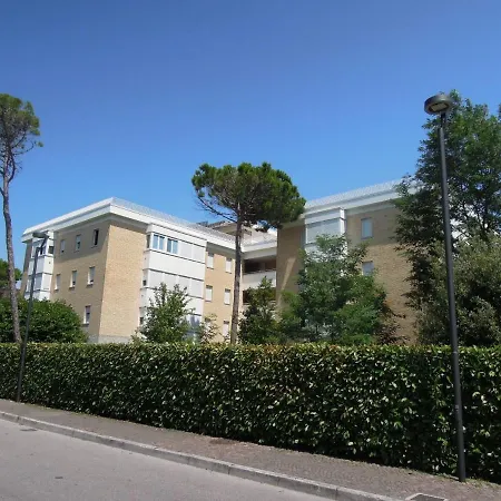 Modern In Pineda - Beahost Apartmán *