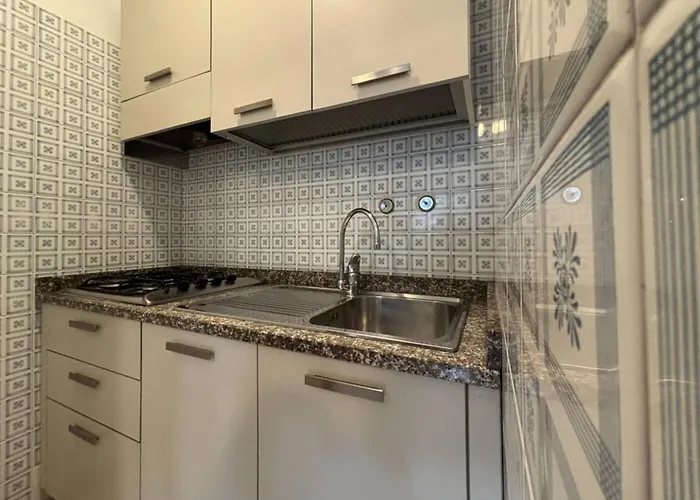 Modern In Pineda - Beahost Apartman *