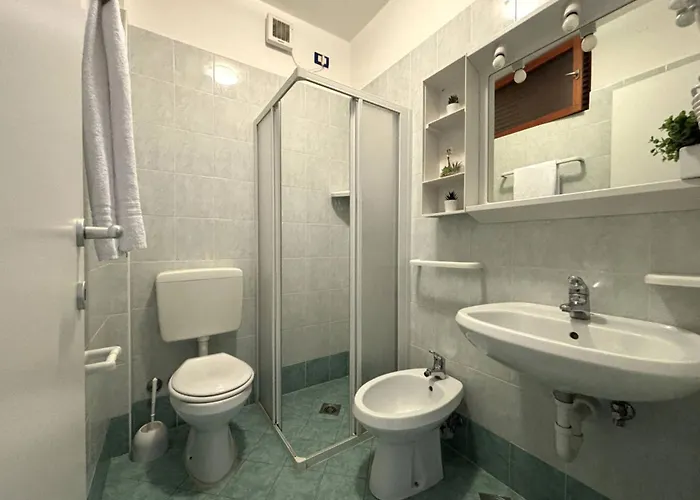 Modern In Pineda - Beahost Apartman